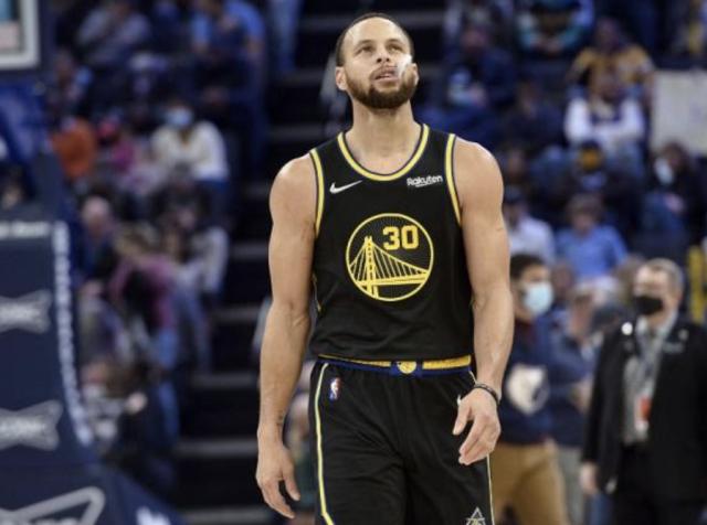 1643192102251074773.png db真人体育官网-进攻内线拳拳刀肉 勇士脆胜独行侠迎来进攻反弹