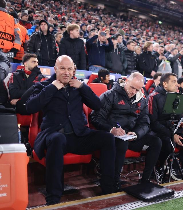 1769659210799049944.jpg db真人 盛趣-利物浦大胜又有坏消息 弗林蓬伤退防线危机升级